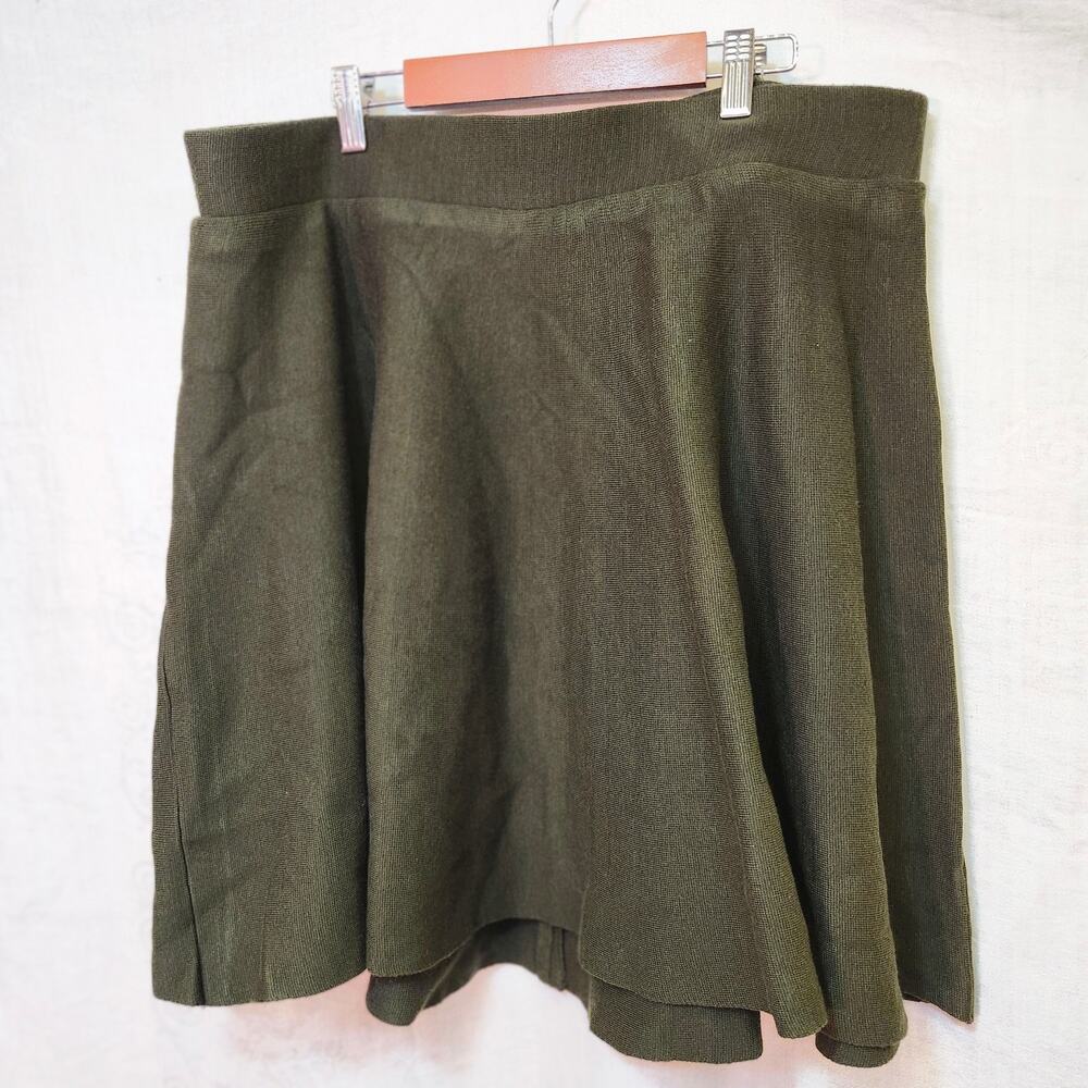 Women's Skirt Torrid 1 Olive Green Skater Skirt Thick Knit Sweater Like Material